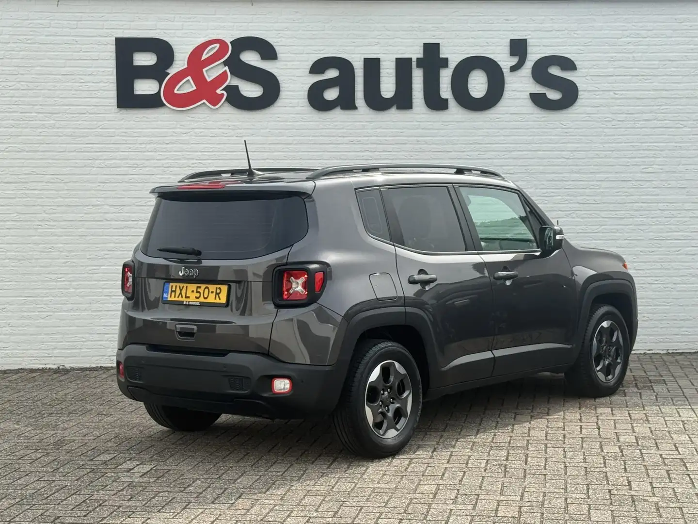 Jeep Renegade 1.4 MultiAir Limited Cruise control Climate contro Grijs - 2