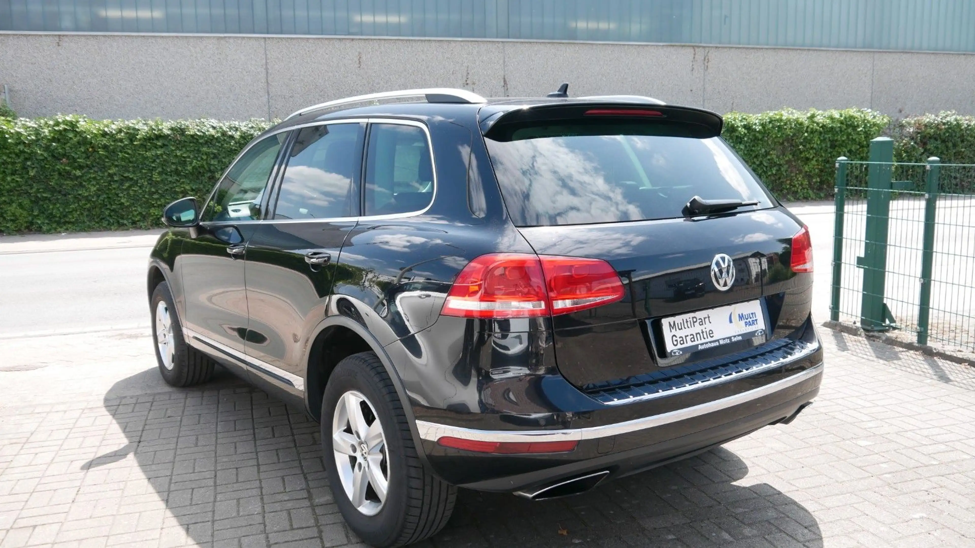 Volkswagen Touareg 4Motion — photo 6