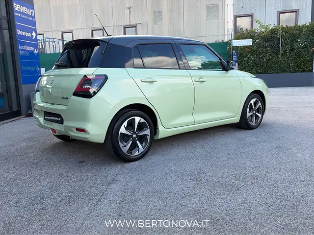 Suzuki Swift view 2