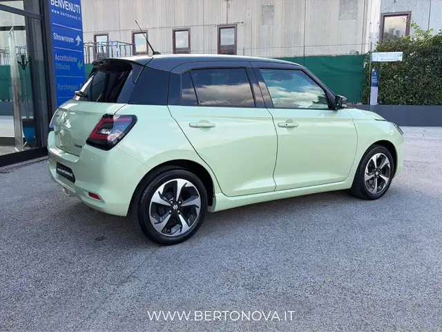 Suzuki Swift view 3