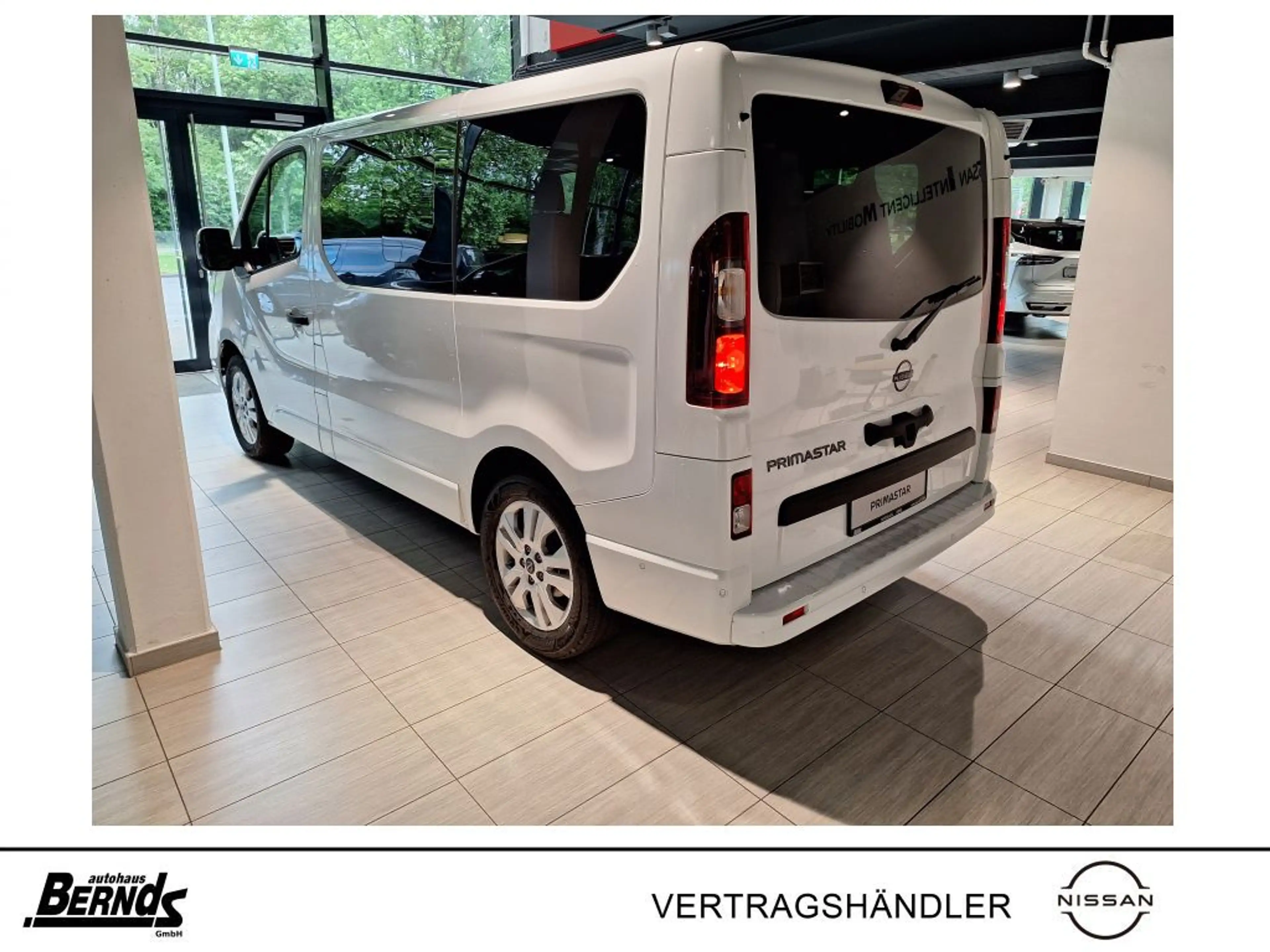 Nissan Primastar L1H1 2,8dCi170 8-Sitzer 9AT Tekna DESIGN HECKLAPPE — photo 7