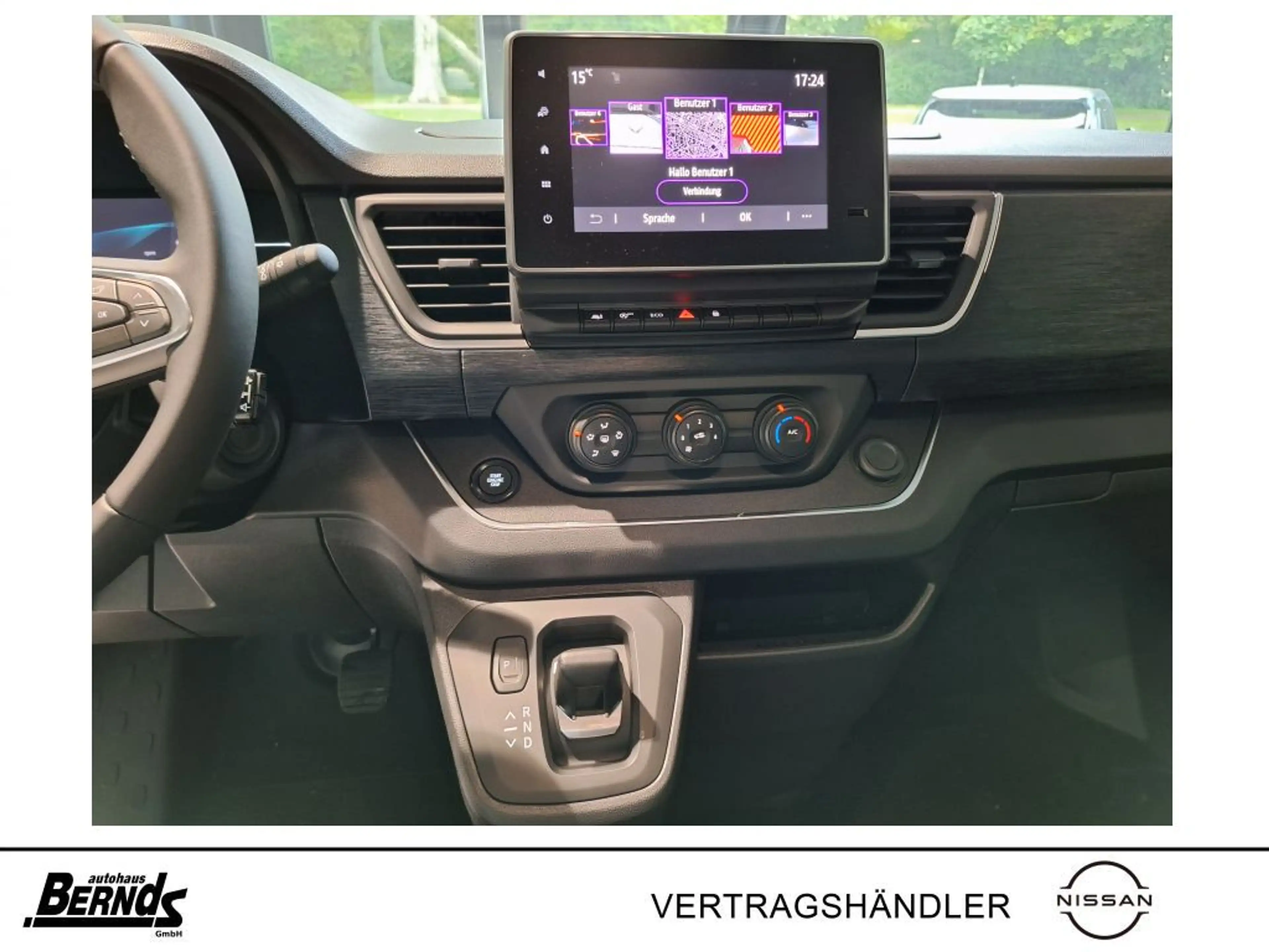 Nissan Primastar L1H1 2,8dCi170 8-Sitzer 9AT Tekna DESIGN HECKLAPPE — photo 12