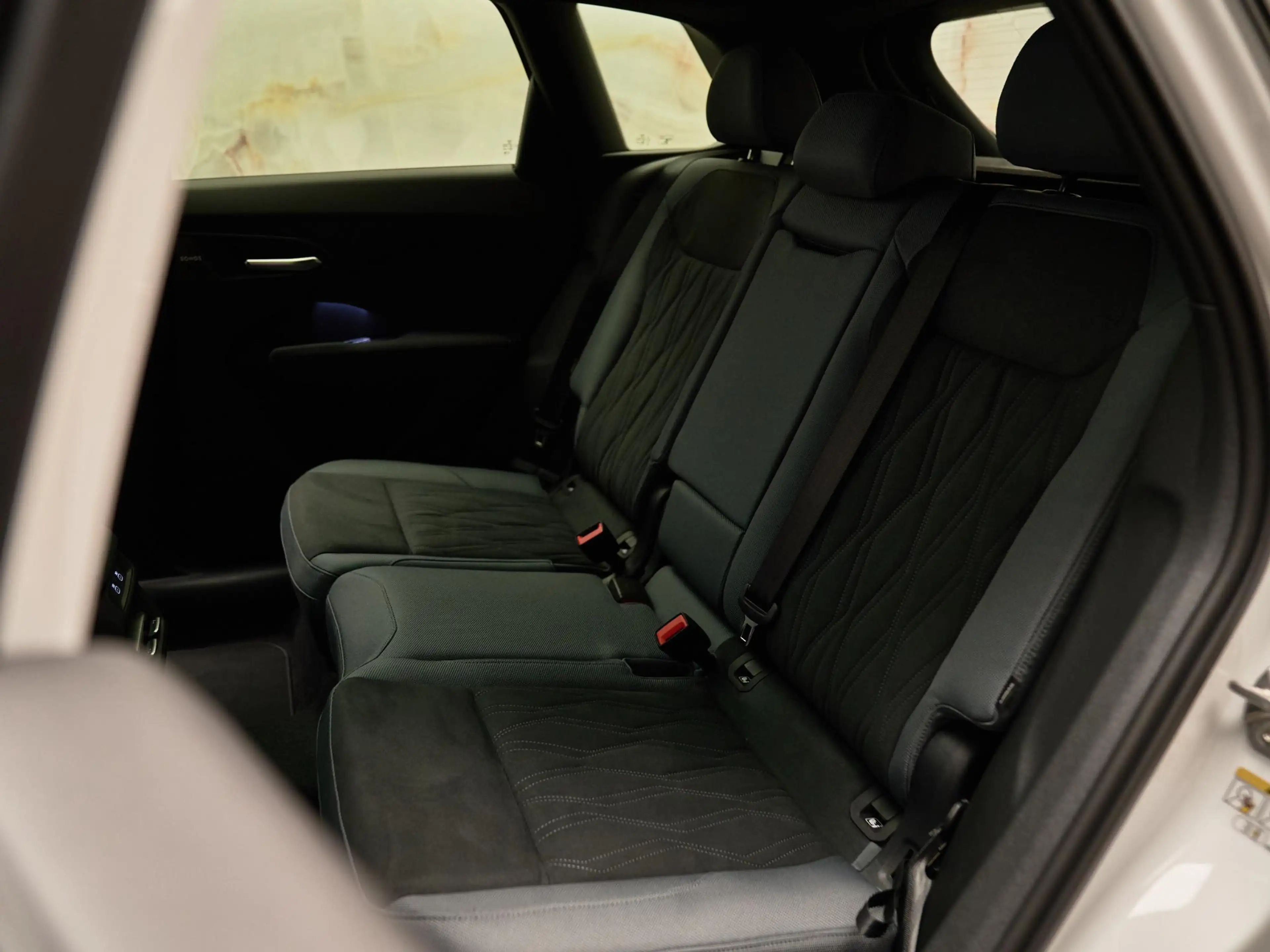 Audi Q3 E-Hybrid S Edition , pano, Tech Pro, 20", Sonos, O — photo 27