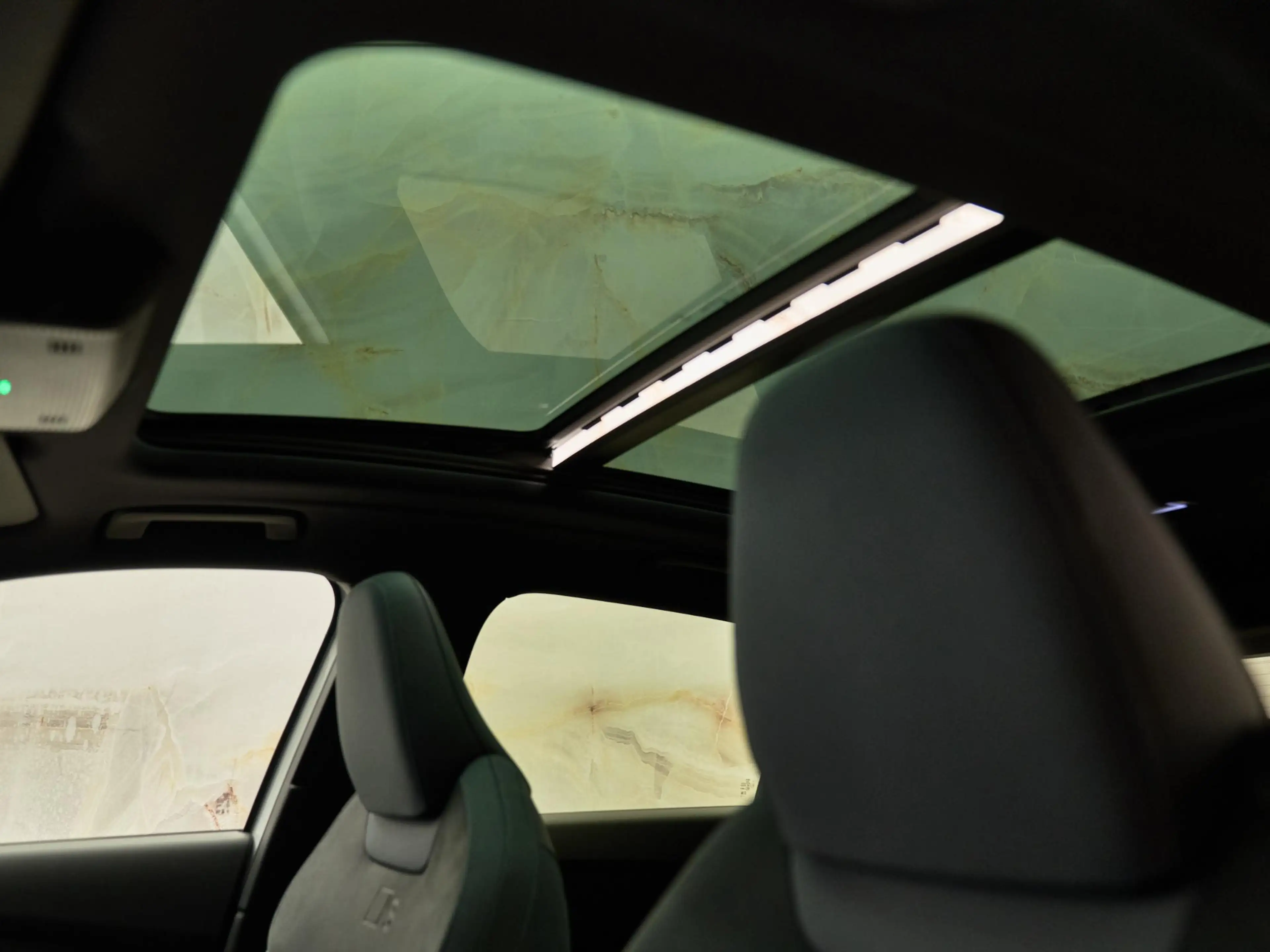 Audi Q3 E-Hybrid S Edition , pano, Tech Pro, 20", Sonos, O — photo 12
