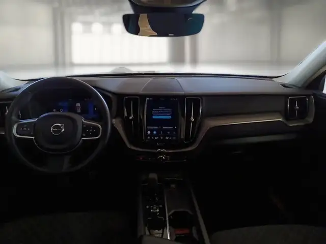 Volvo XC60 view 7