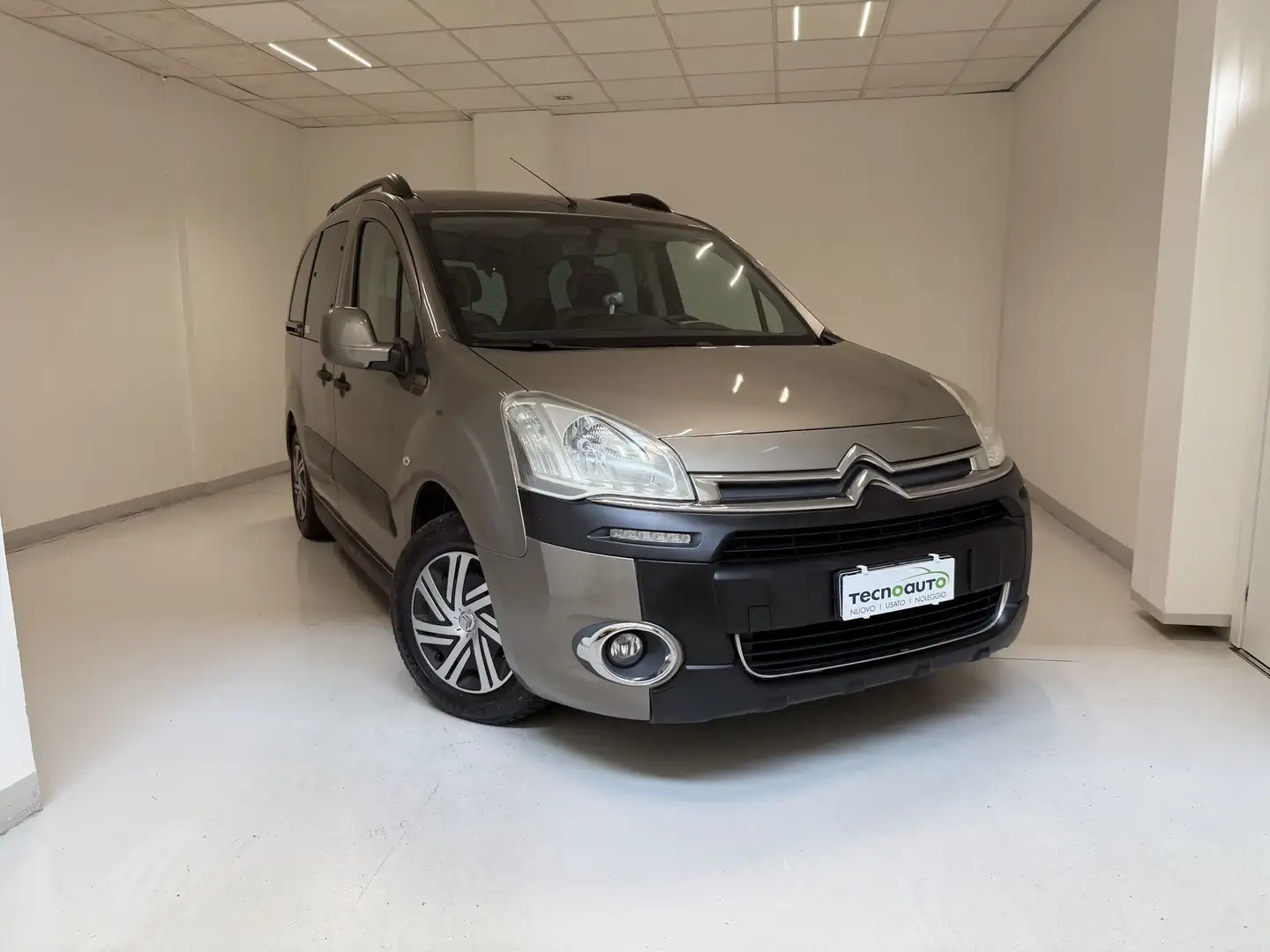 Citroen Berlingo Berlingo Multispace 1.6 e-HDi 90 CMP6 XTR - prezz Bronzo - 2