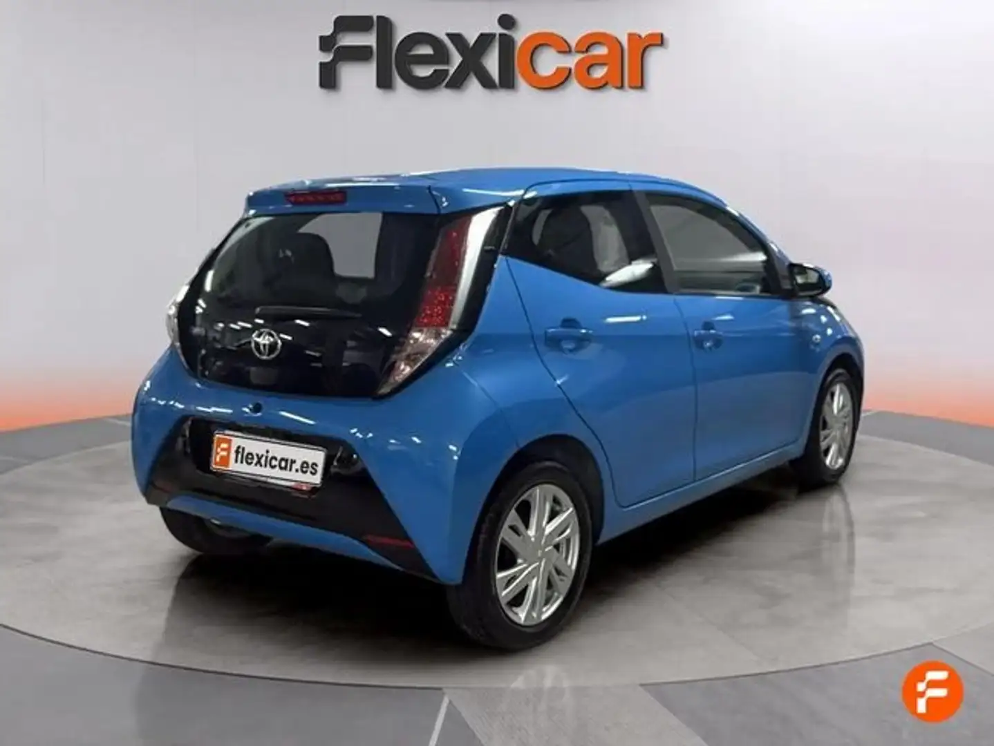 Toyota Aygo 1.0+70+x-cite+-+5P+%282017%29 Azul - 2