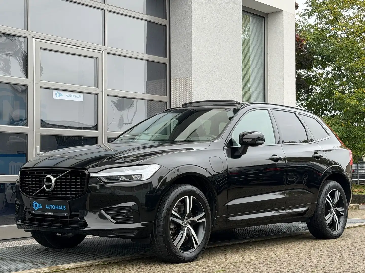 Volvo XC60 T6 AWD*R DESIGN RECHARGE*PANO*KAM*LEDER*19' Noir - 1