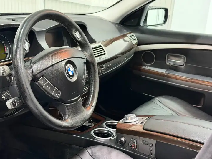 BMW Serie 7 2007, foto 8