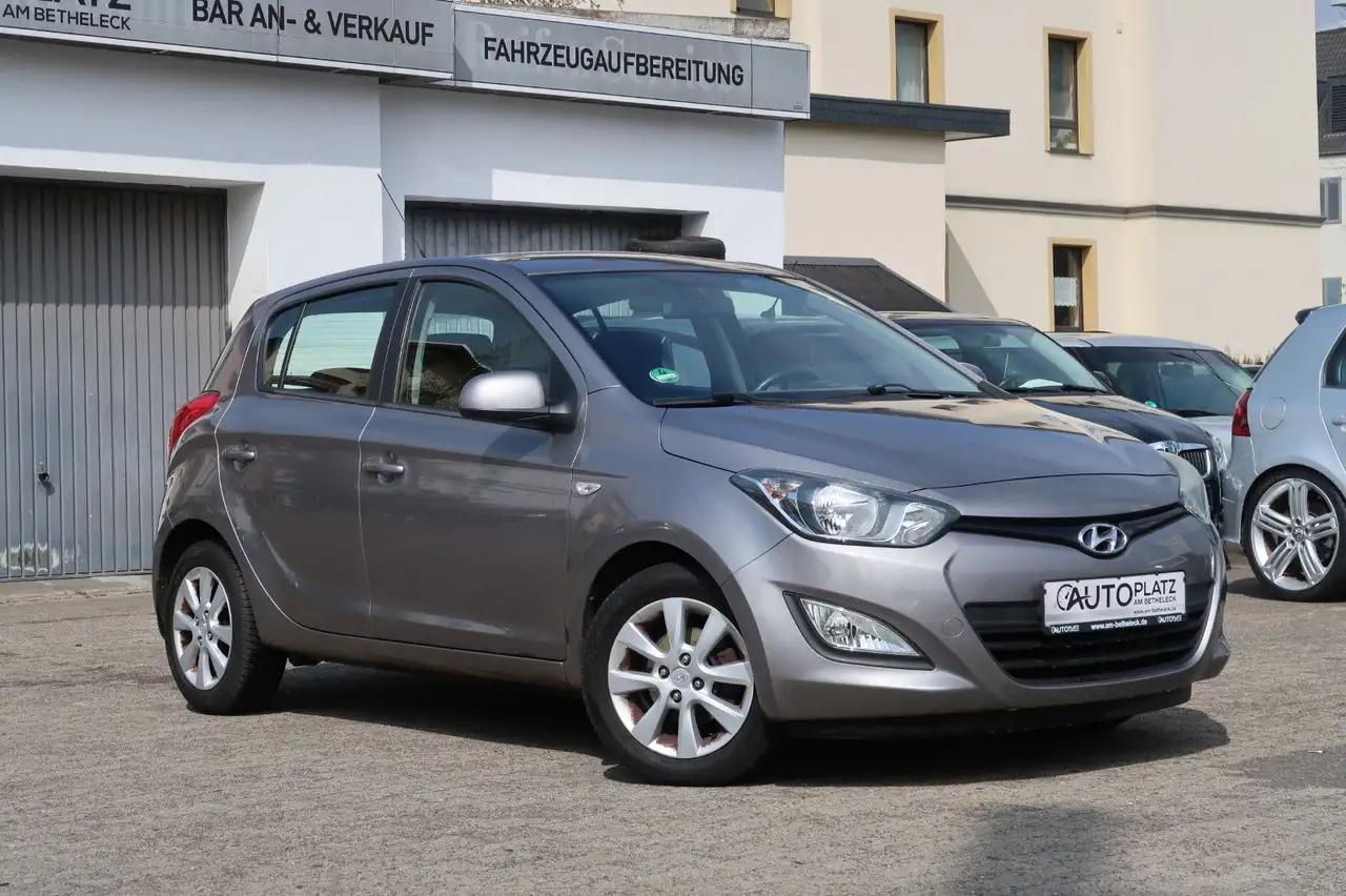 Hyundai i20