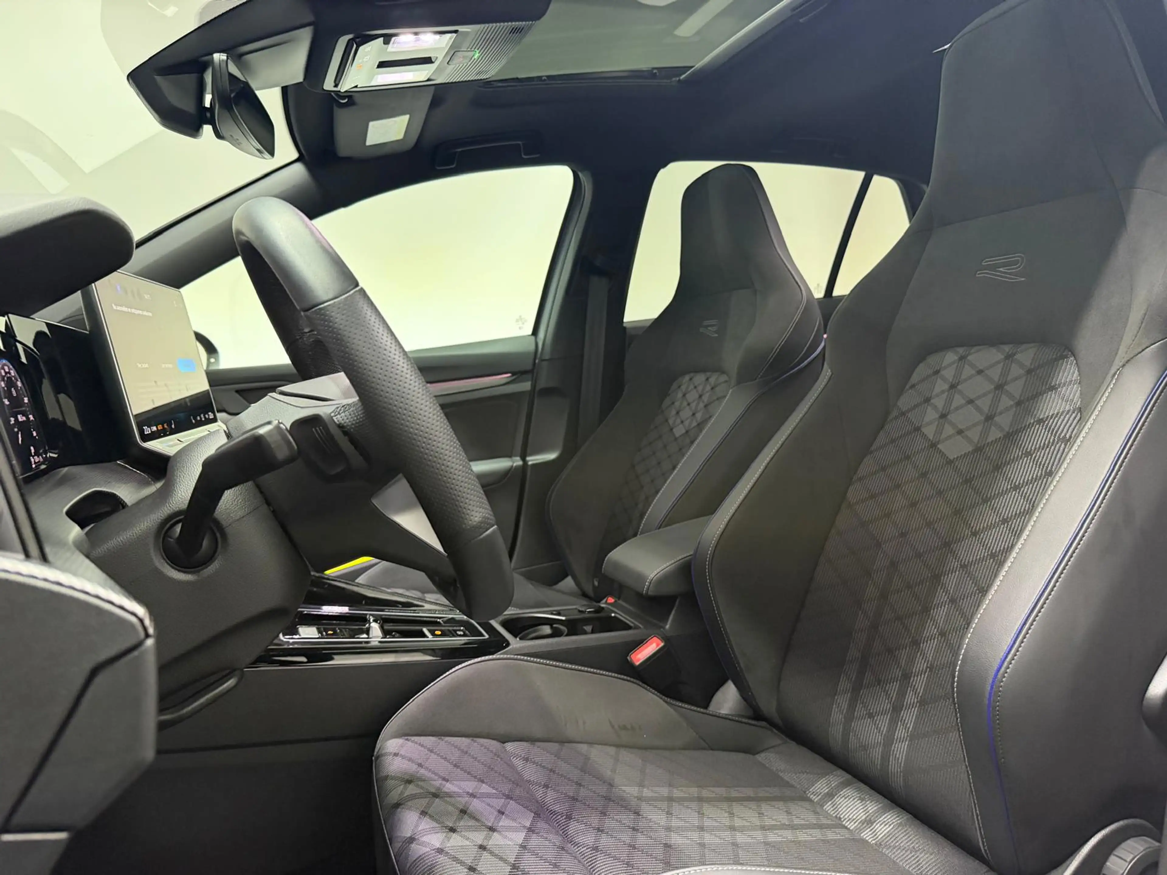 Volkswagen Golf 1.5 eTSI R-Line Pano|IQ|Dodehoek|Camera|ACC — photo 10
