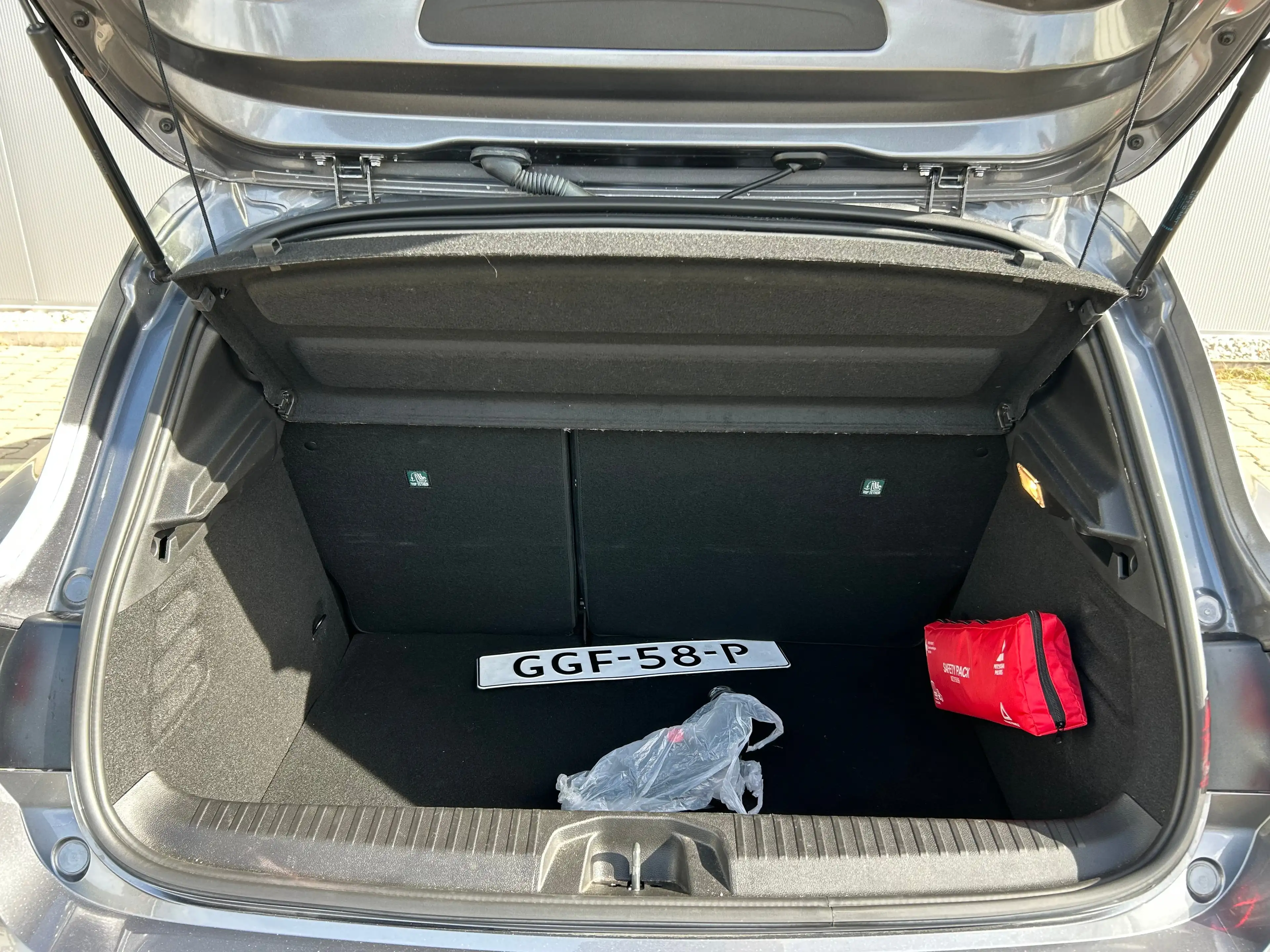 Mitsubishi Colt 1.6 HEV Intense | Trekhaak Afneembaar | All Season — photo 22