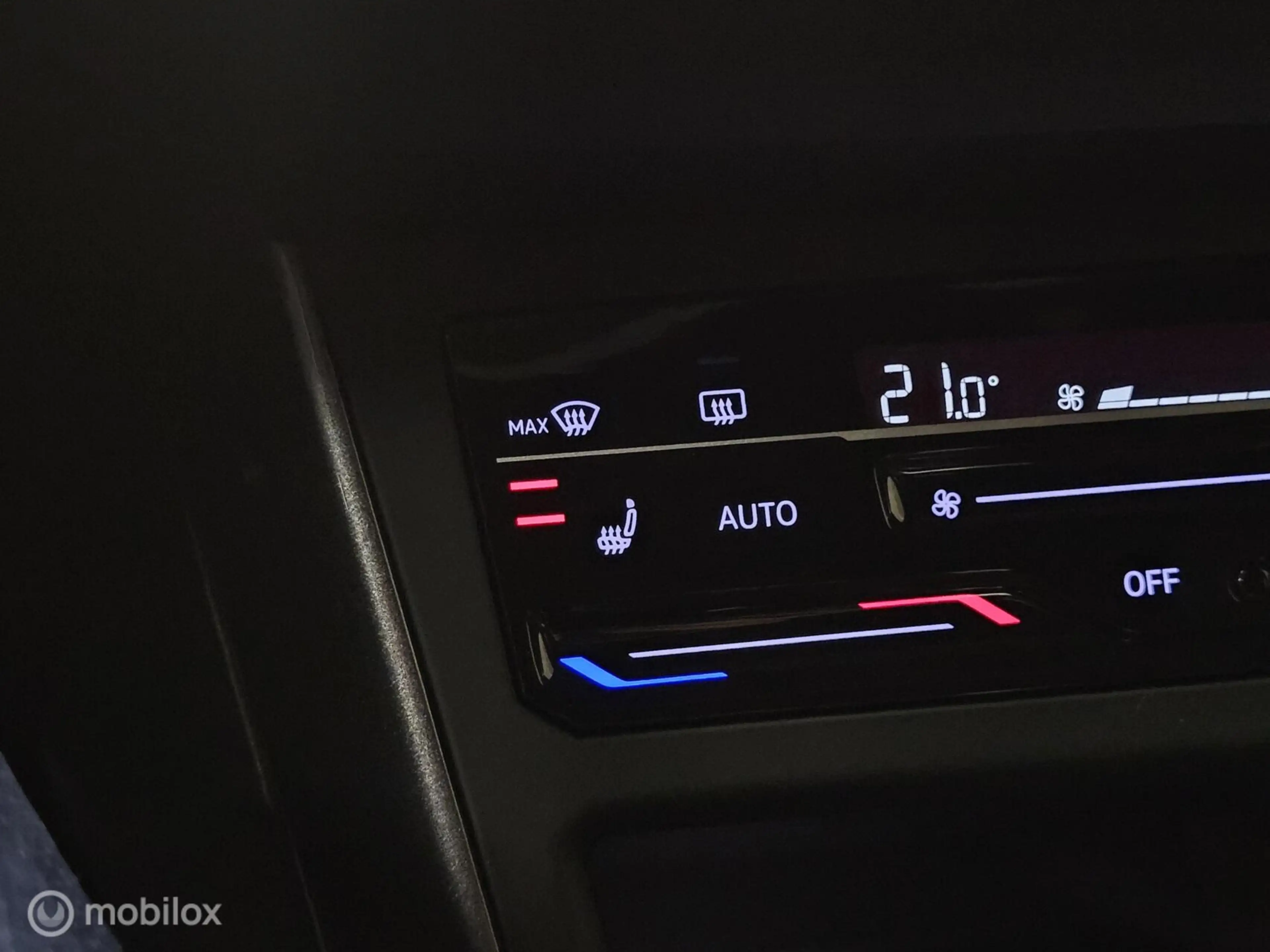 Volkswagen Polo GTI 2.0 TSI Panorama/IQ Light/Carplay — photo 32