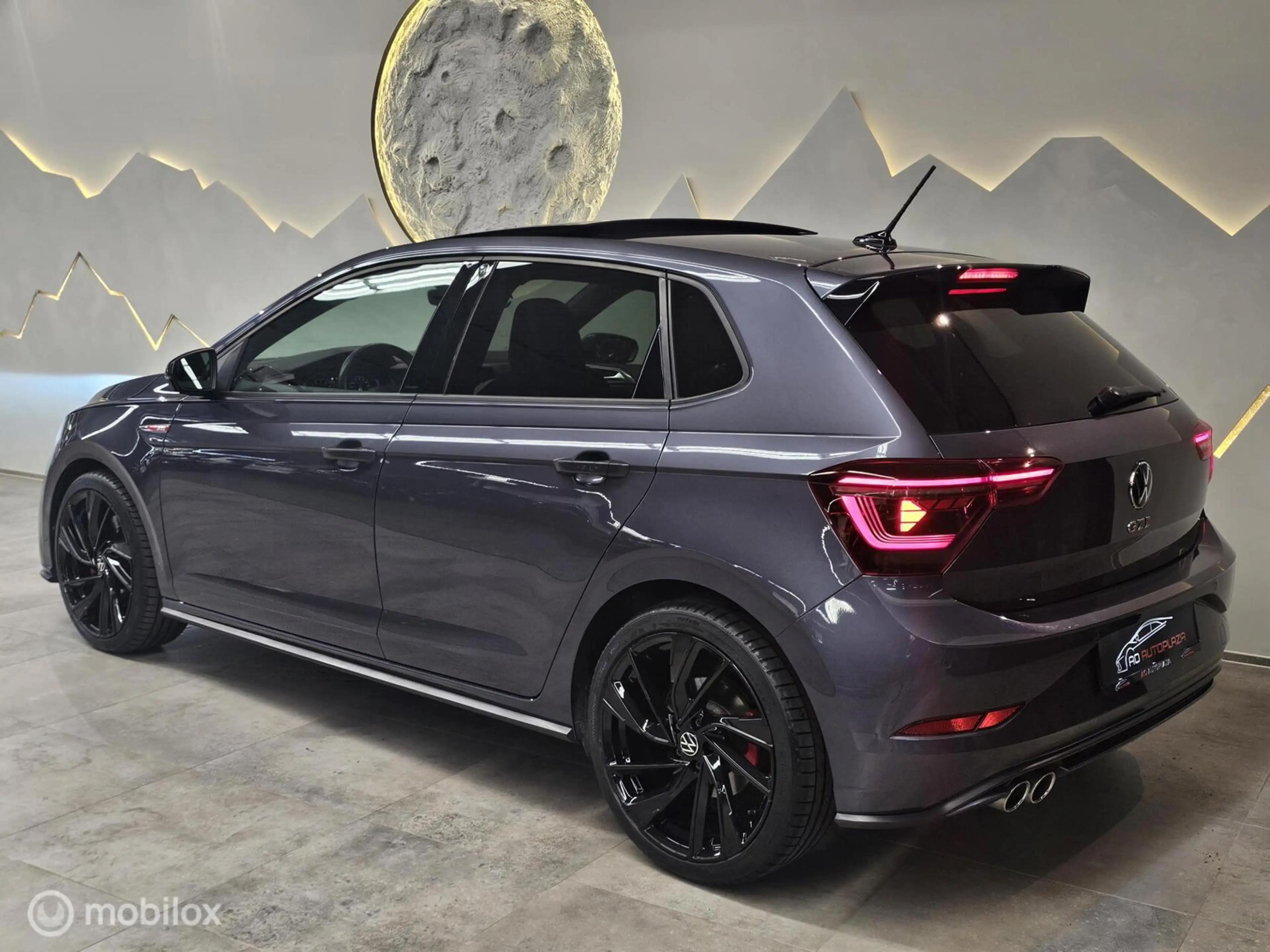 Volkswagen Polo GTI 2.0 TSI Panorama/IQ Light/Carplay — photo 8