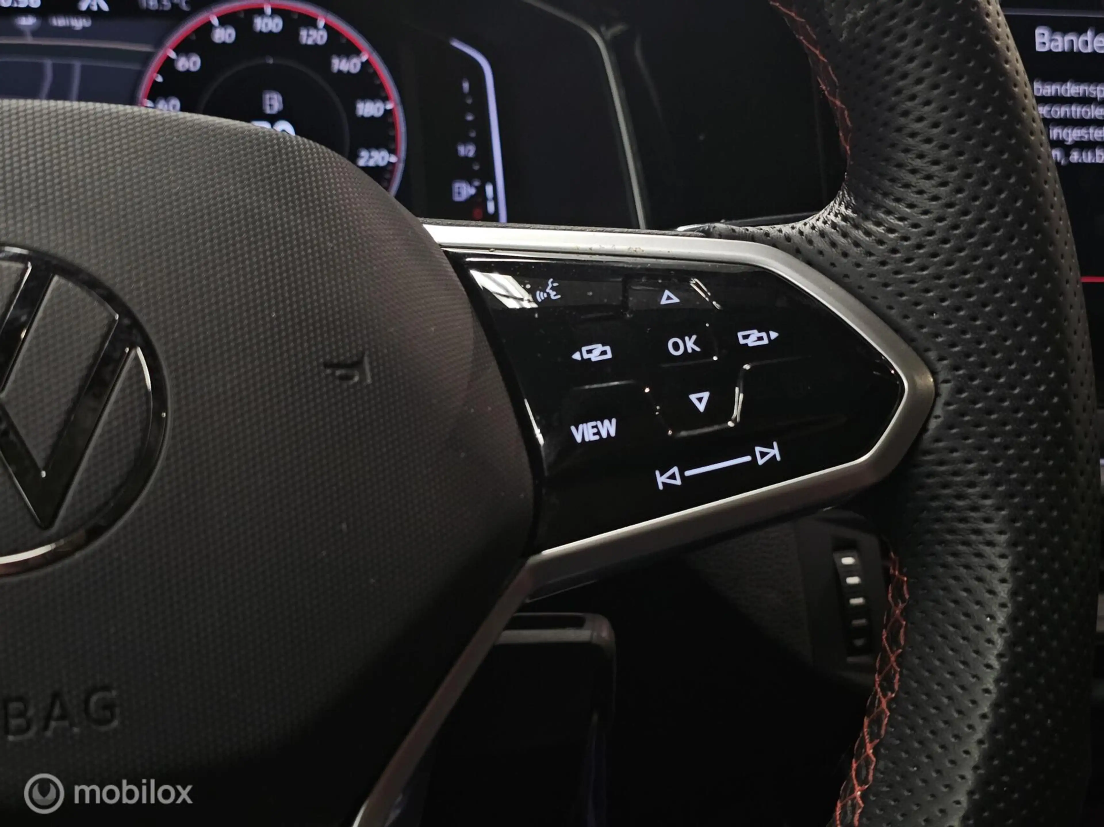 Volkswagen Polo GTI 2.0 TSI Panorama/IQ Light/Carplay — photo 25