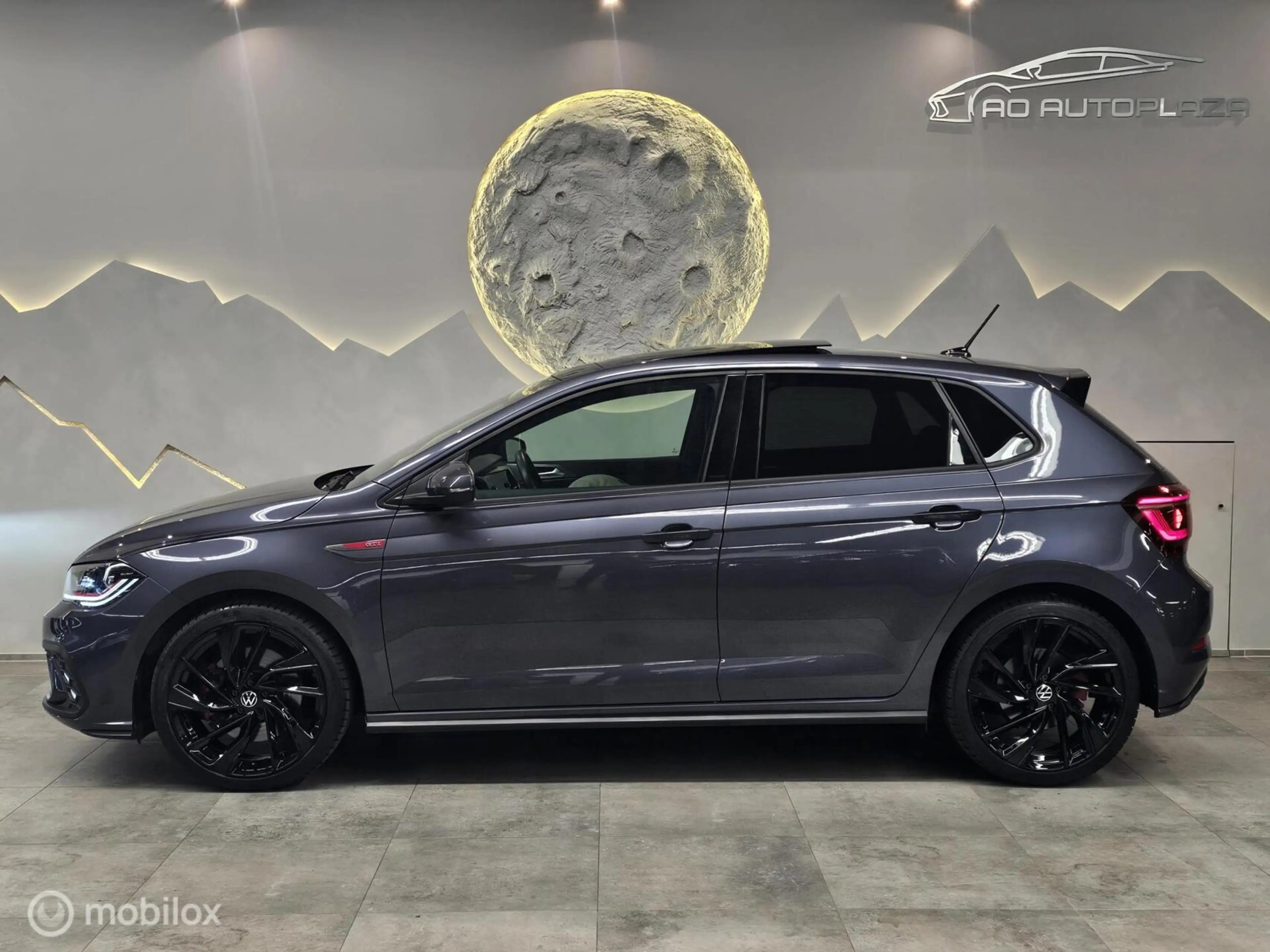 Volkswagen Polo GTI 2.0 TSI Panorama/IQ Light/Carplay — photo 9