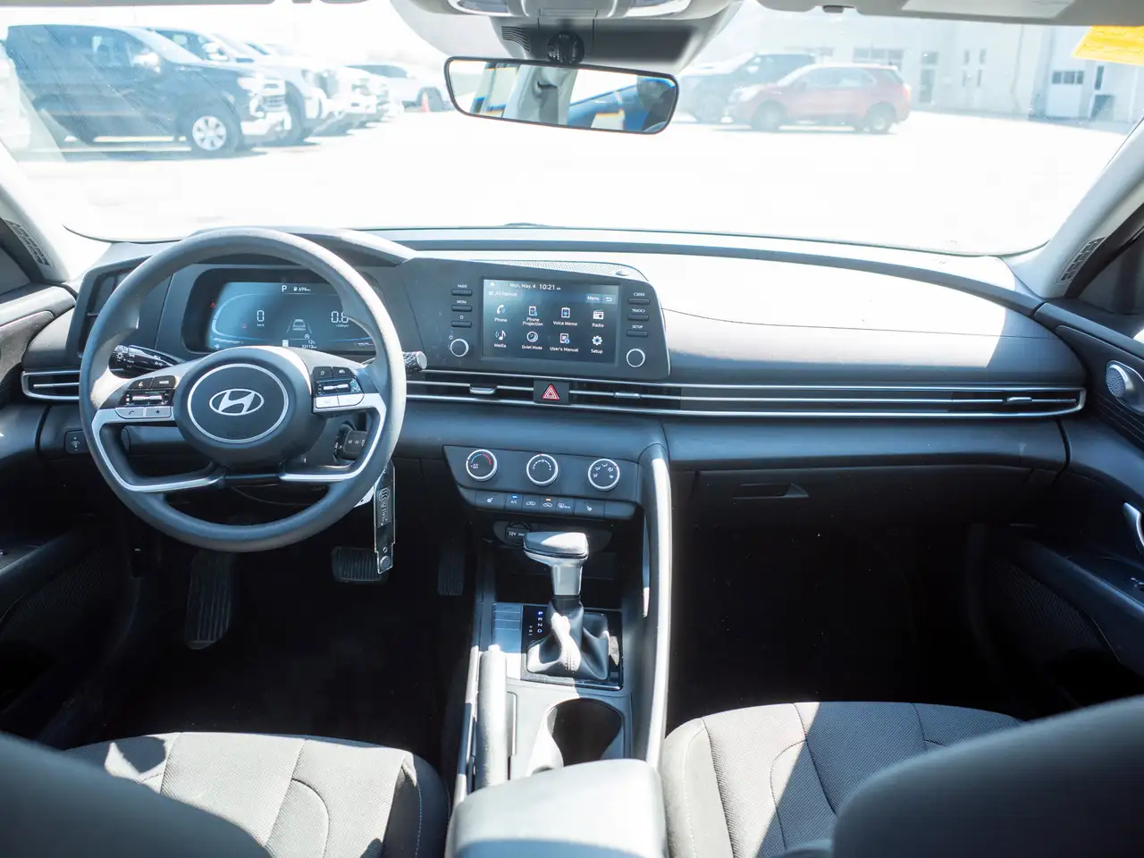 Hyundai ELANTRA снимка Hyundai ELANTRA