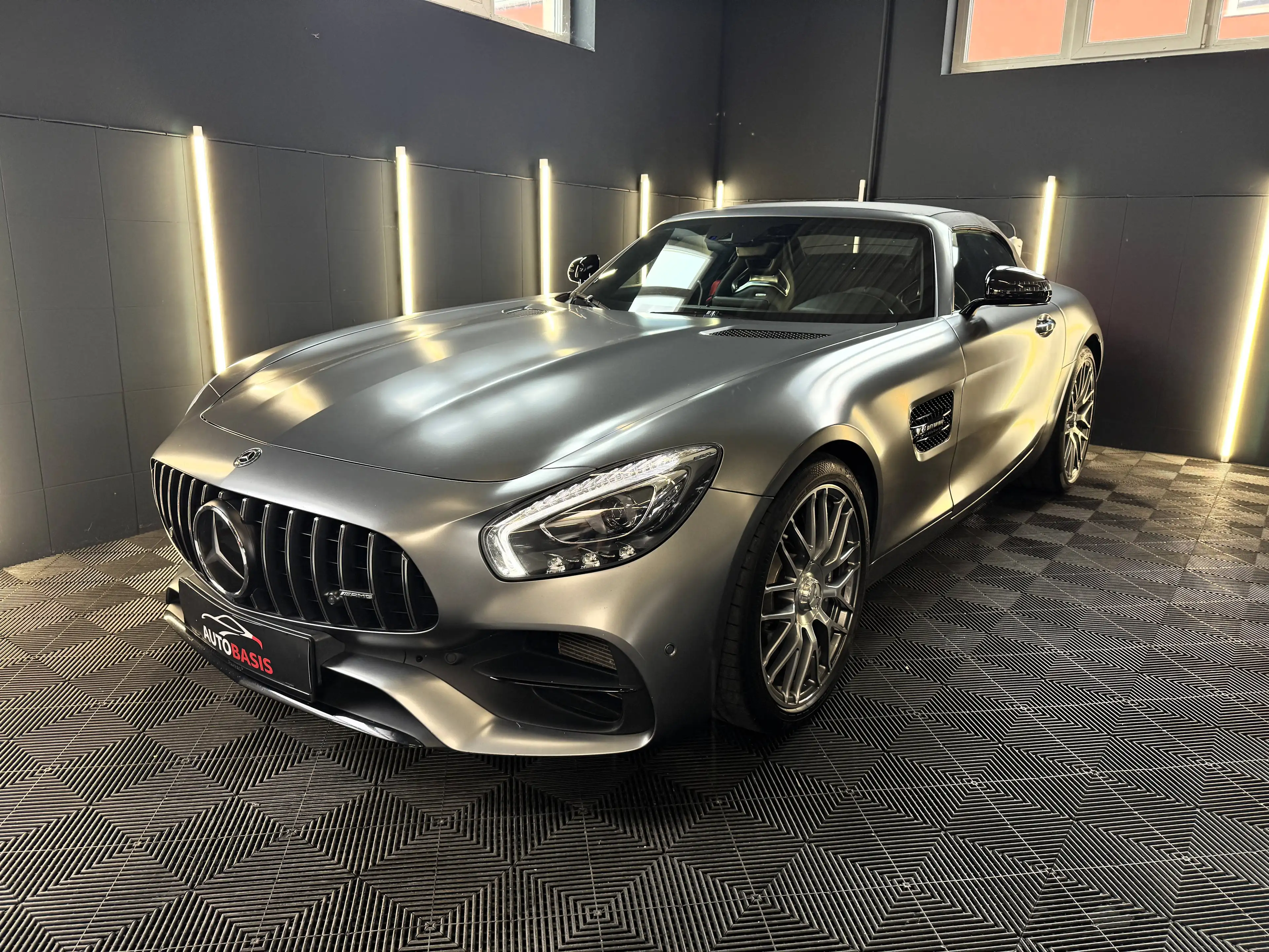 Mercedes-Benz AMG GT Roadster V8 Designo Magno/AMG Performance/Carbon/Nappa — photo 6