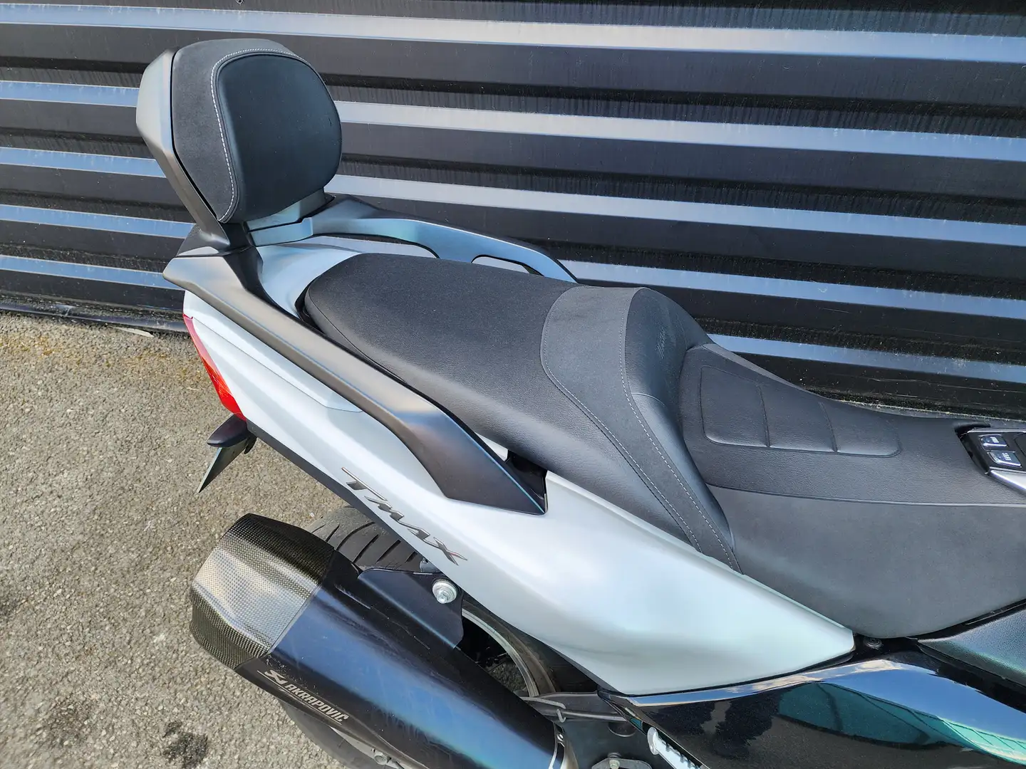 Yamaha TMAX 530 Szary - 2