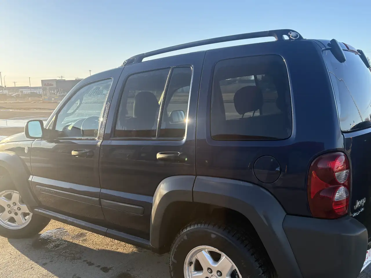 Jeep Liberty снимка Jeep Liberty