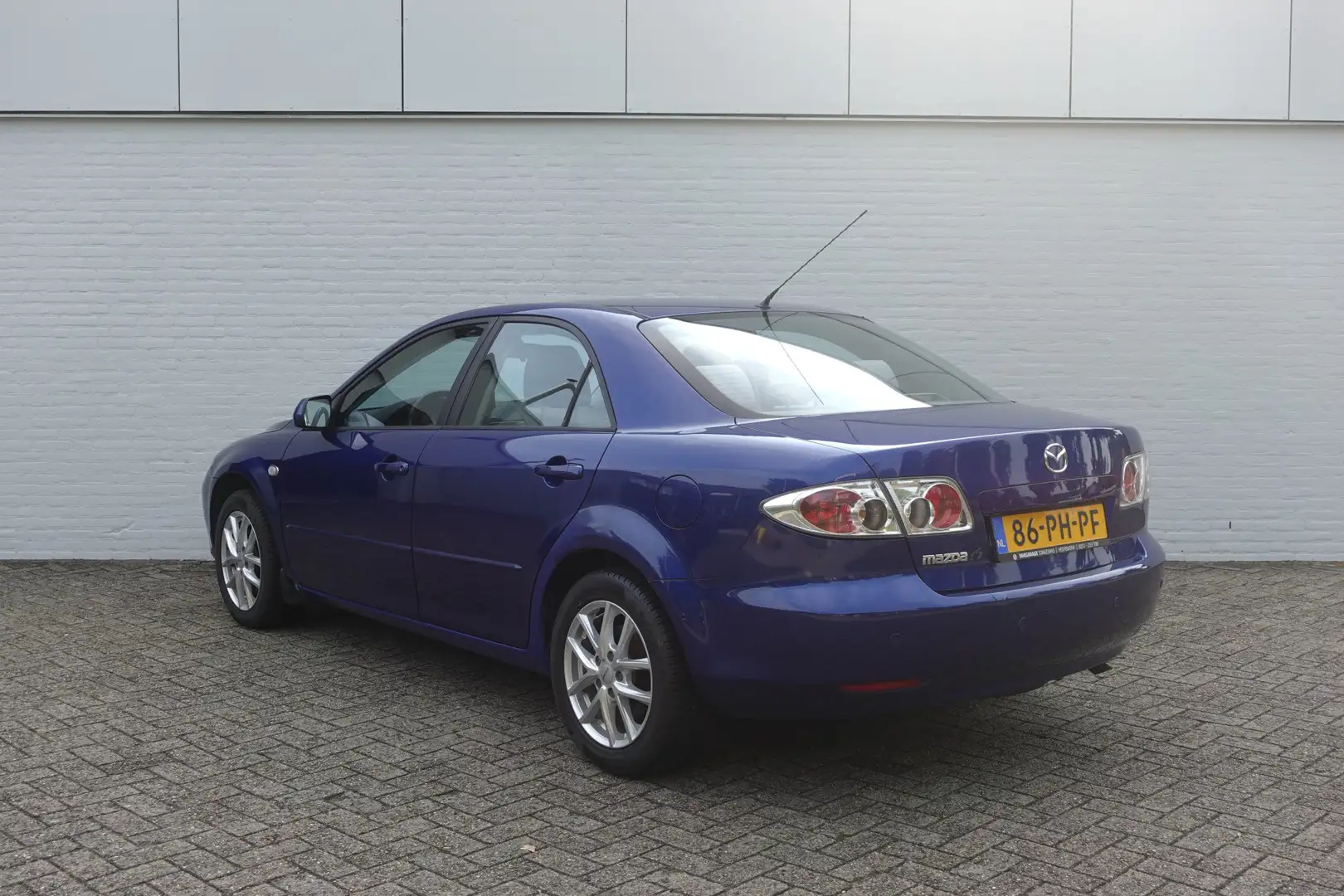 Mazda 6 1.8i Exclusive | APK tm FEB 2026 | Climate control Blauw - 2