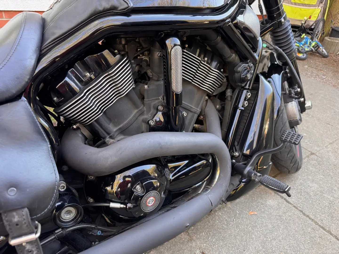 Harley-Davidson VRSC V-Rod VRSCDXA Чёрный - 1