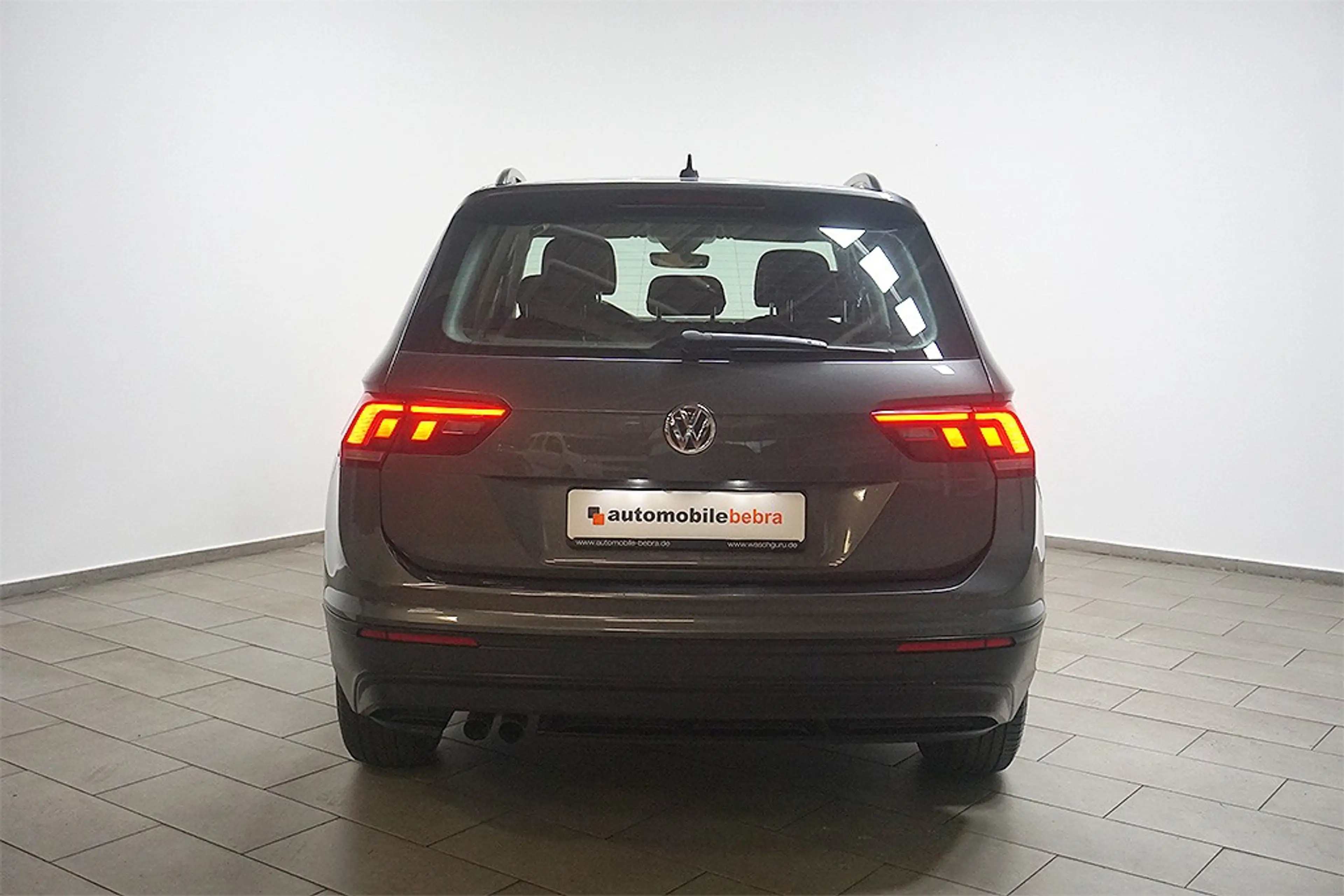Volkswagen Tiguan 2.0TDI DSG Comfortline 4M AHK SHZ — photo 5