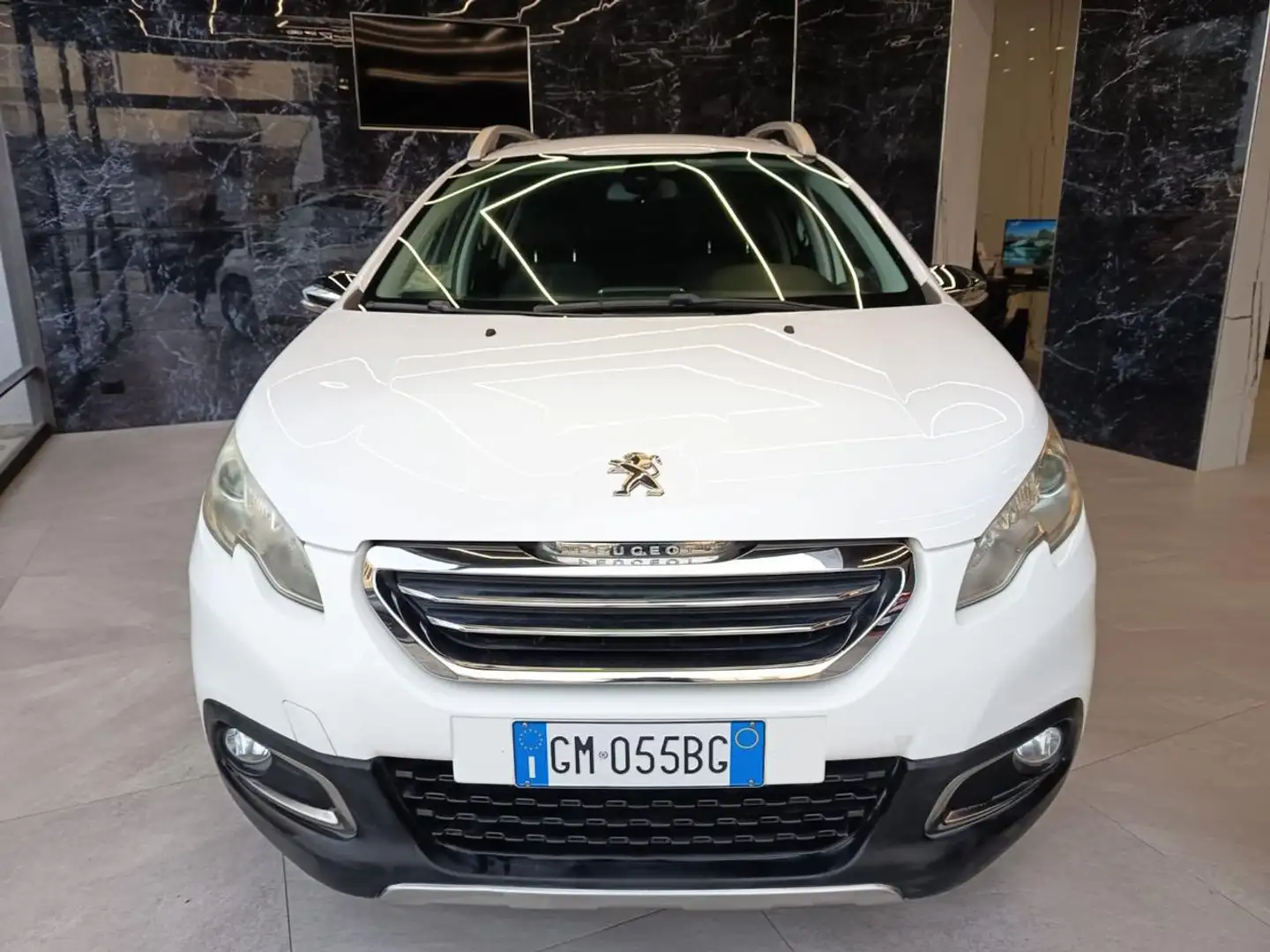 Peugeot 2008 1.4 HDi 68CV Allure Blanc - 1