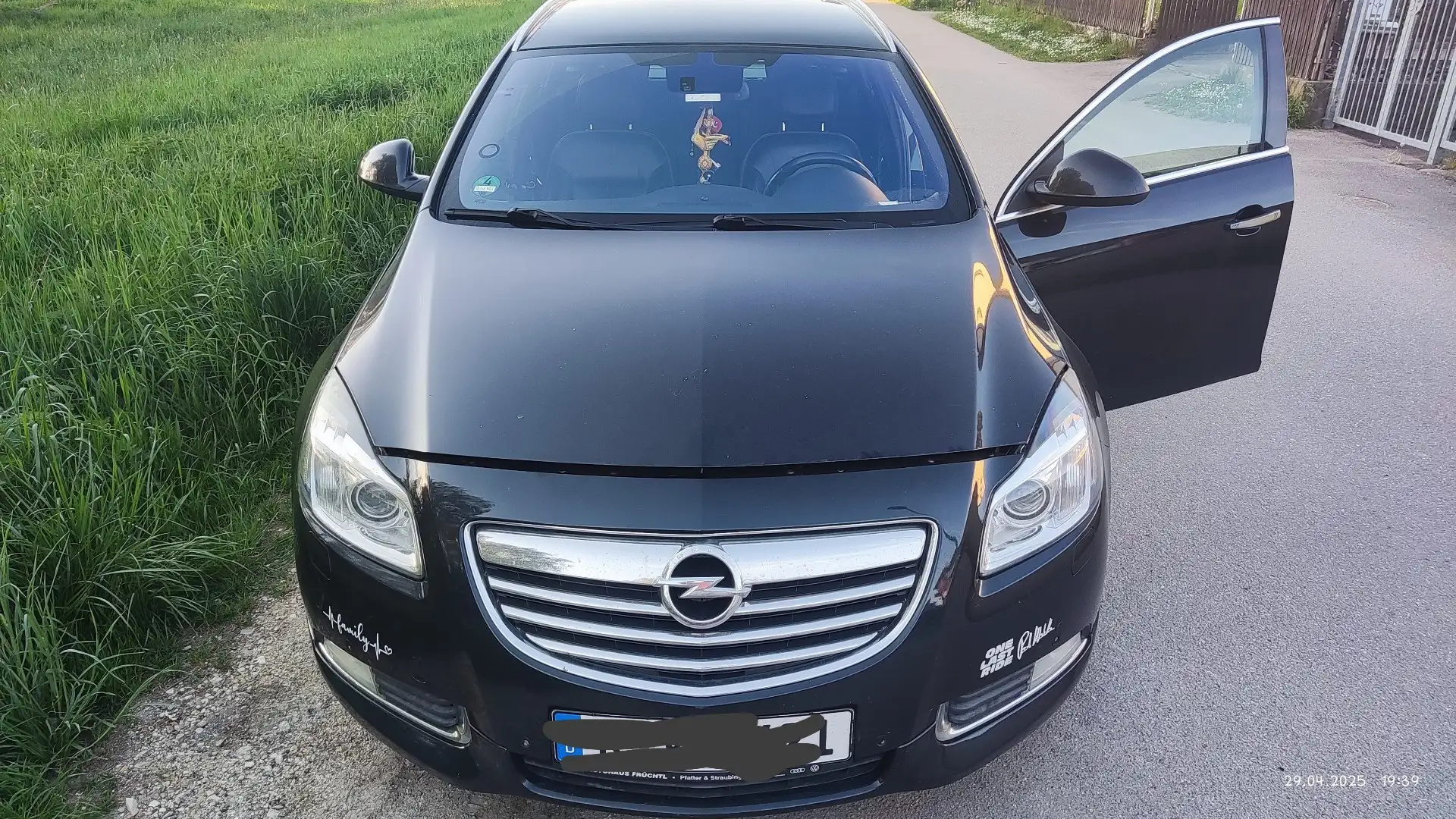 Opel Insignia 2.0 CDTI Sports Tourer 4x4 Biturbo Aut. Sport Noir - 2