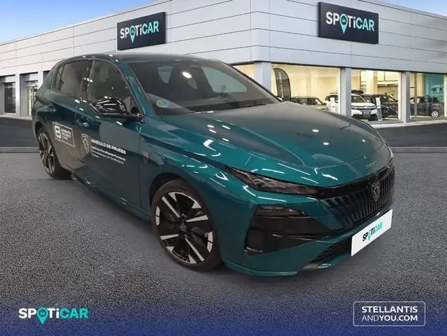 Peugeot 308 view 3