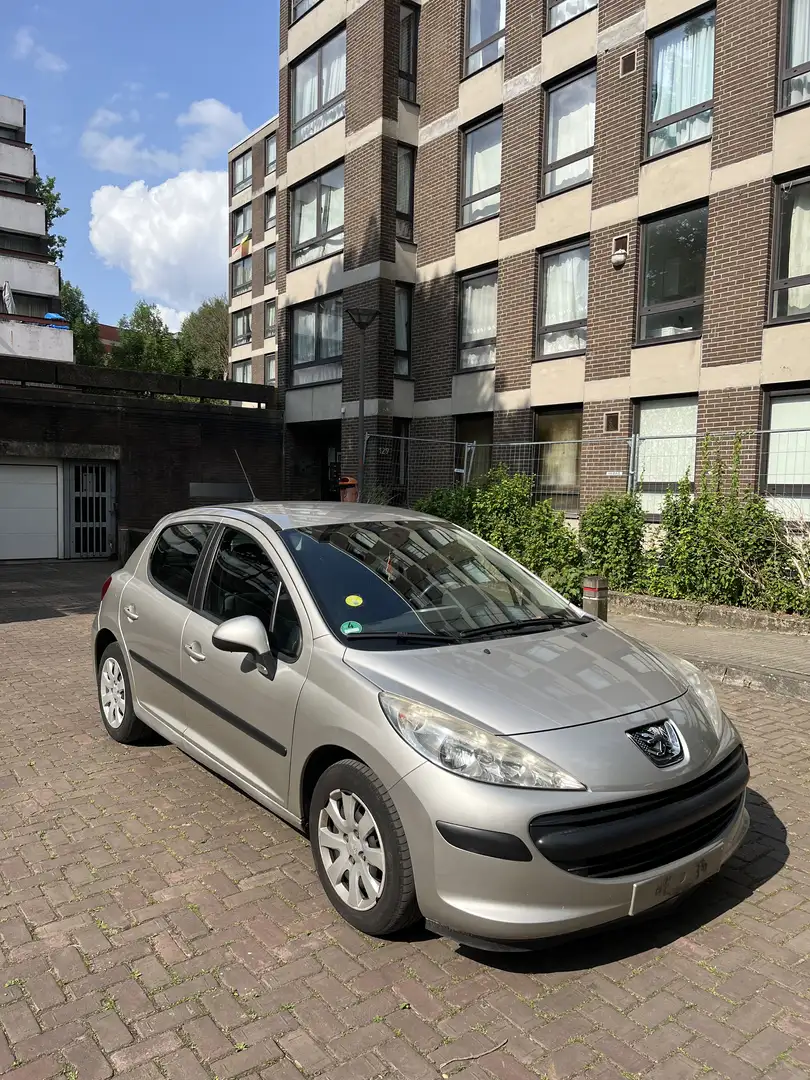 Peugeot 207 1.4i 16v Urban - 1