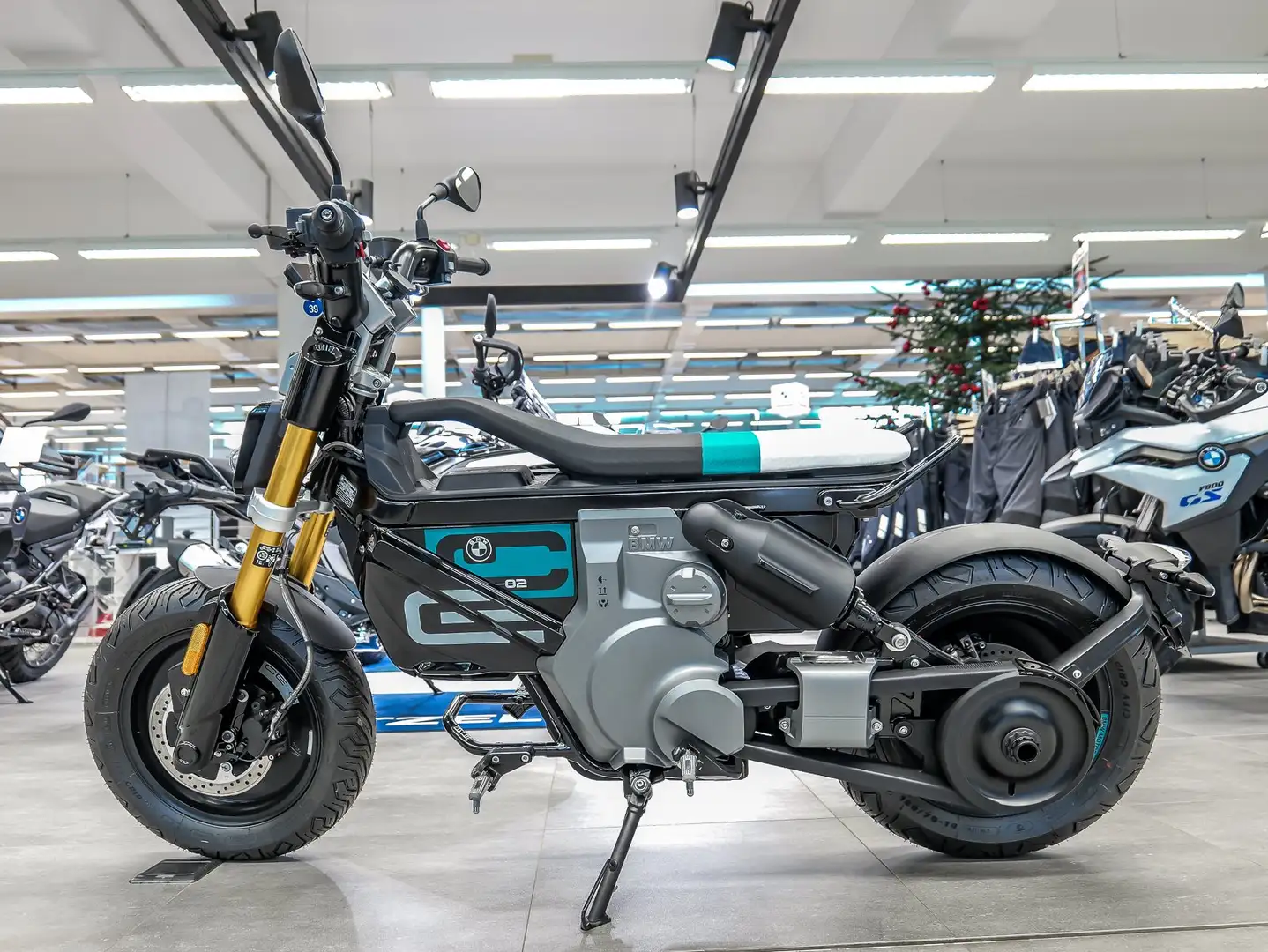 BMW CE 02 CE02 Highline Negru - 2