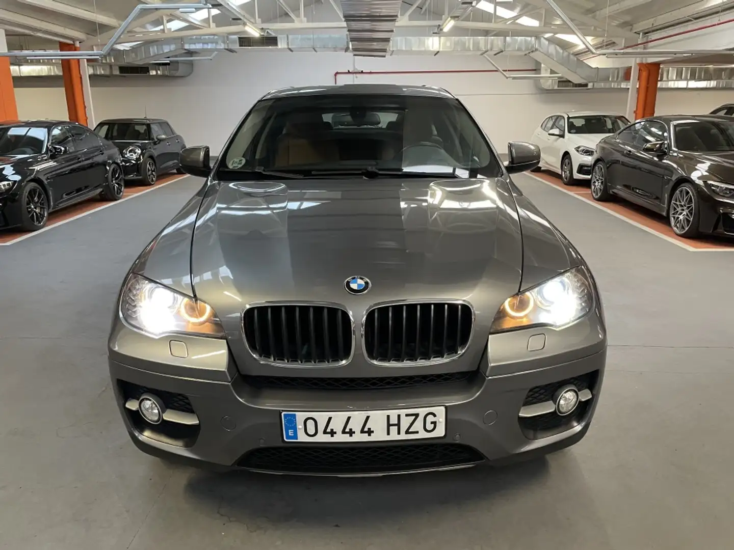 BMW X6 xDrive 30dA Beige - 2