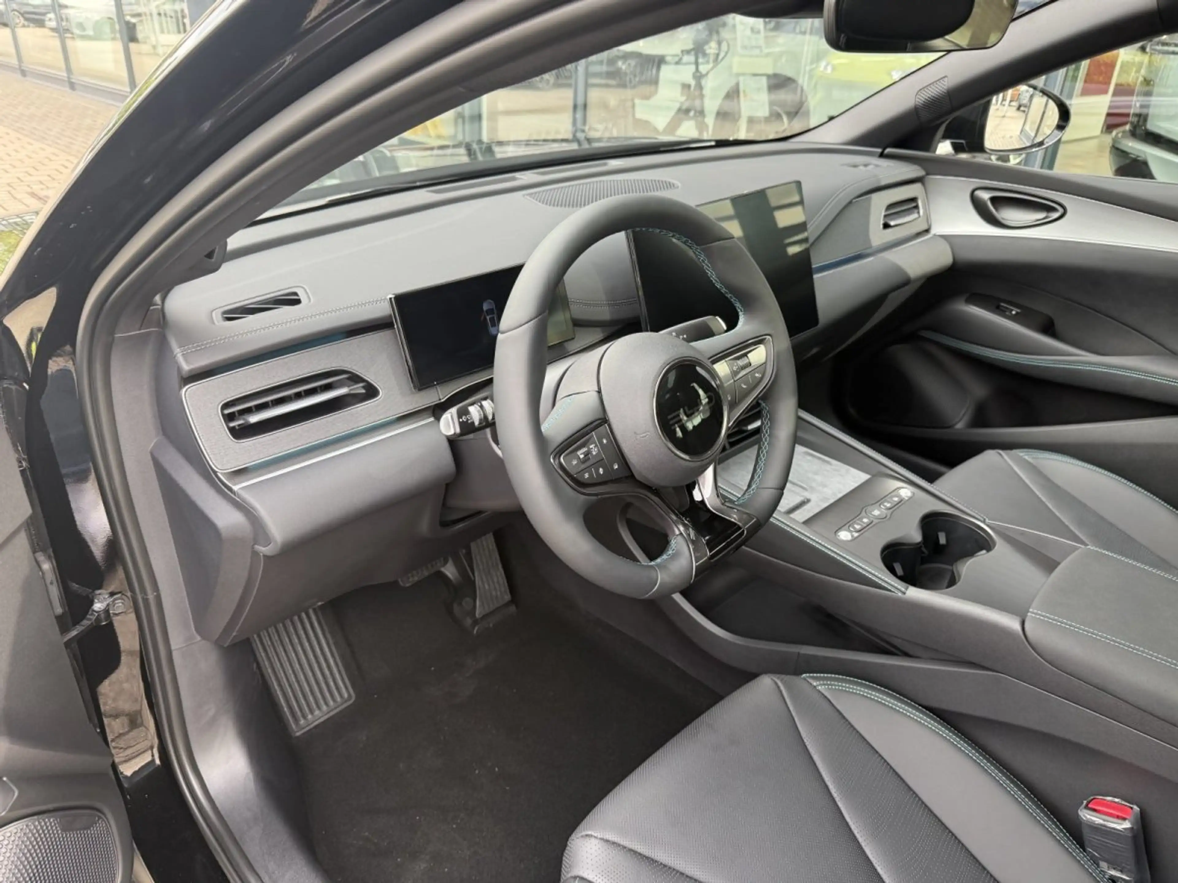 BYD Seal 6 DM-I Touring Comfort *Privacy*Pano*Leder*360Grad* — photo 7