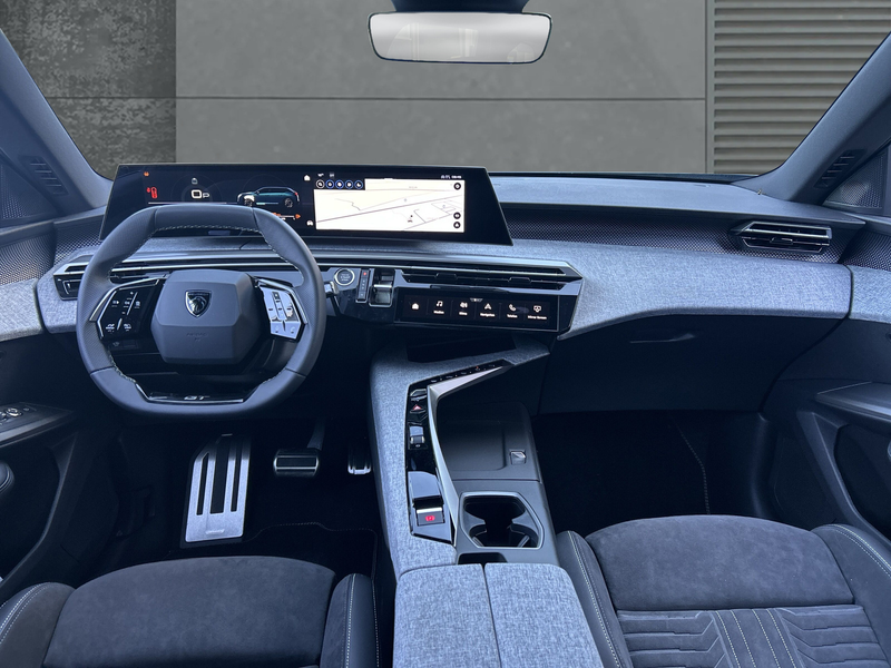 Peugeot 5008 GT Exclusive Hybrid 145 e-DSC6 — photo 7