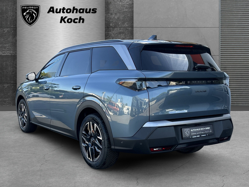 Peugeot 5008 GT Exclusive Hybrid 145 e-DSC6 — photo 5