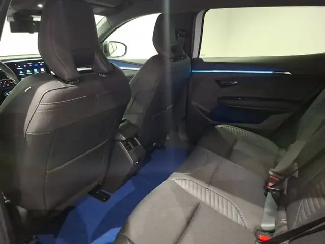 Renault A310 view 6