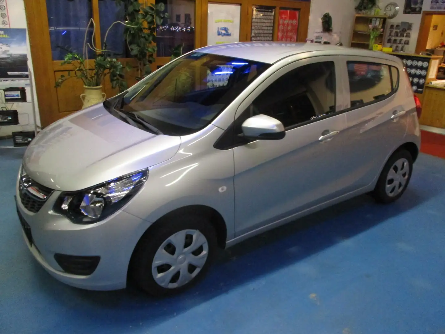 Opel Karl 1.0 ECOTEC Start/Stop Rocks Plateado - 2