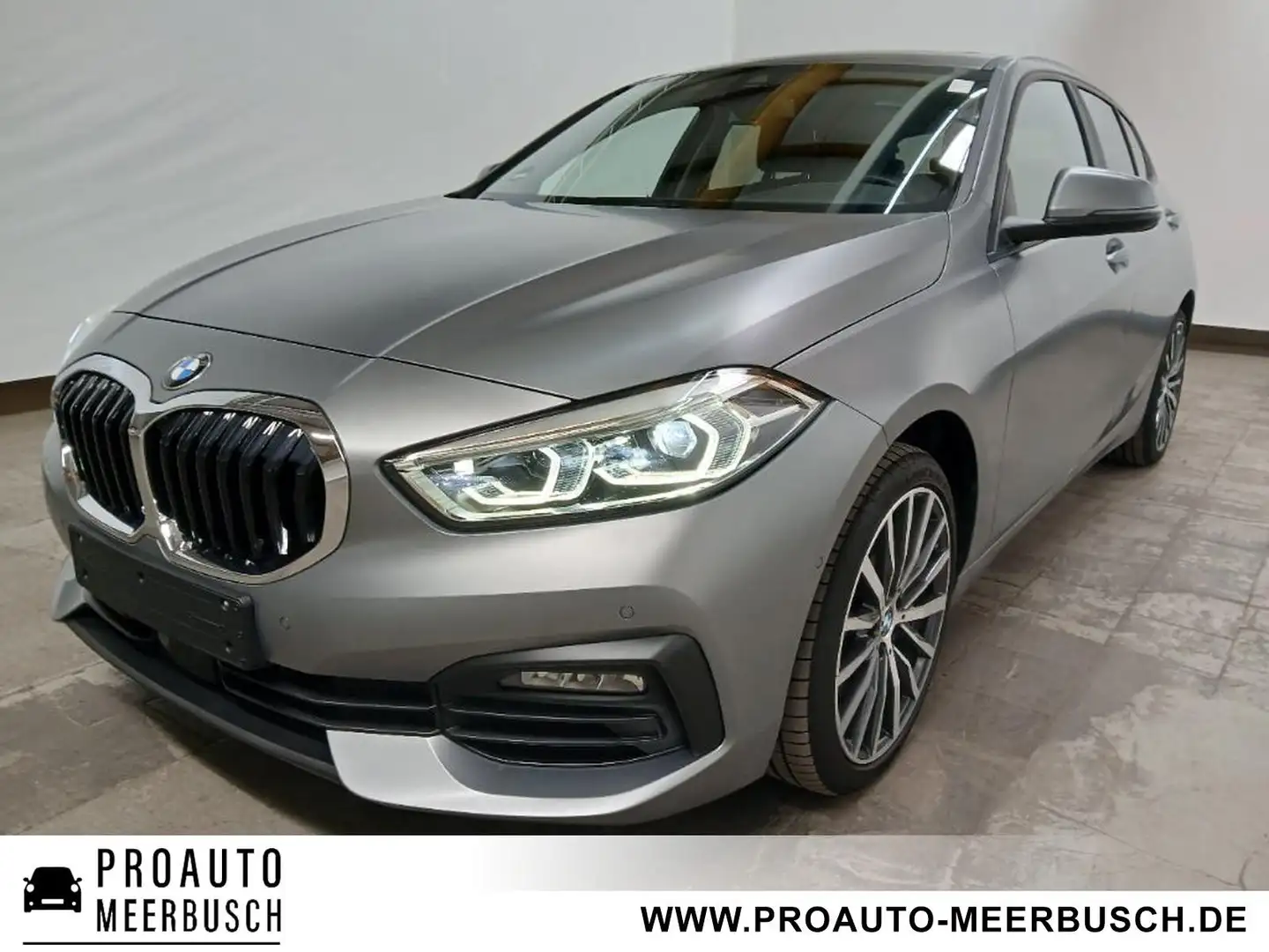 BMW 118 i Advantage ACC/HUD/MMRY/PARKASSIST/H&K/PANO Grau - 1