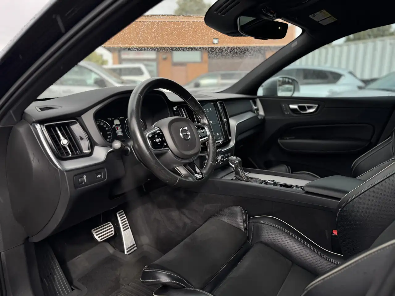 Volvo XC60 снимка Volvo XC60