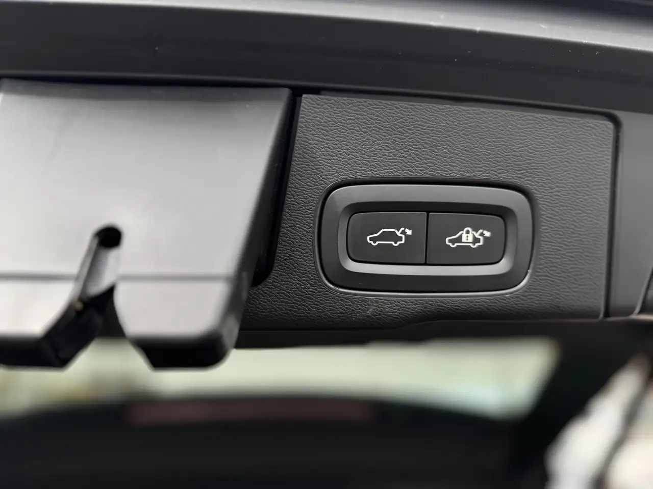 Volvo XC60 снимка Volvo XC60