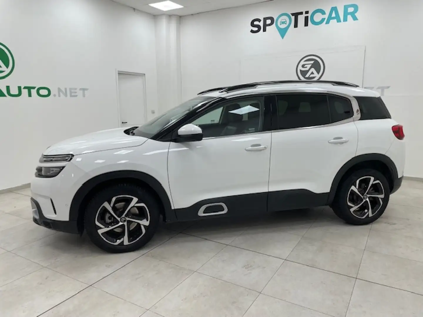 Citroen C5 C5 Aircross 1.6 hybrid Shine 225 e-eat8 Fehér - 2