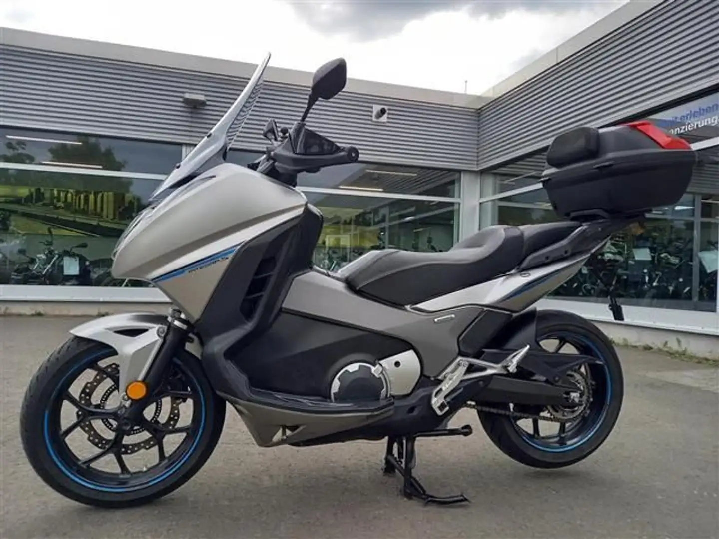 Honda Integra NC 750 D Argintiu - 1