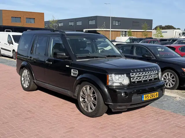 2013 Land Rover Discovery in Black for sale