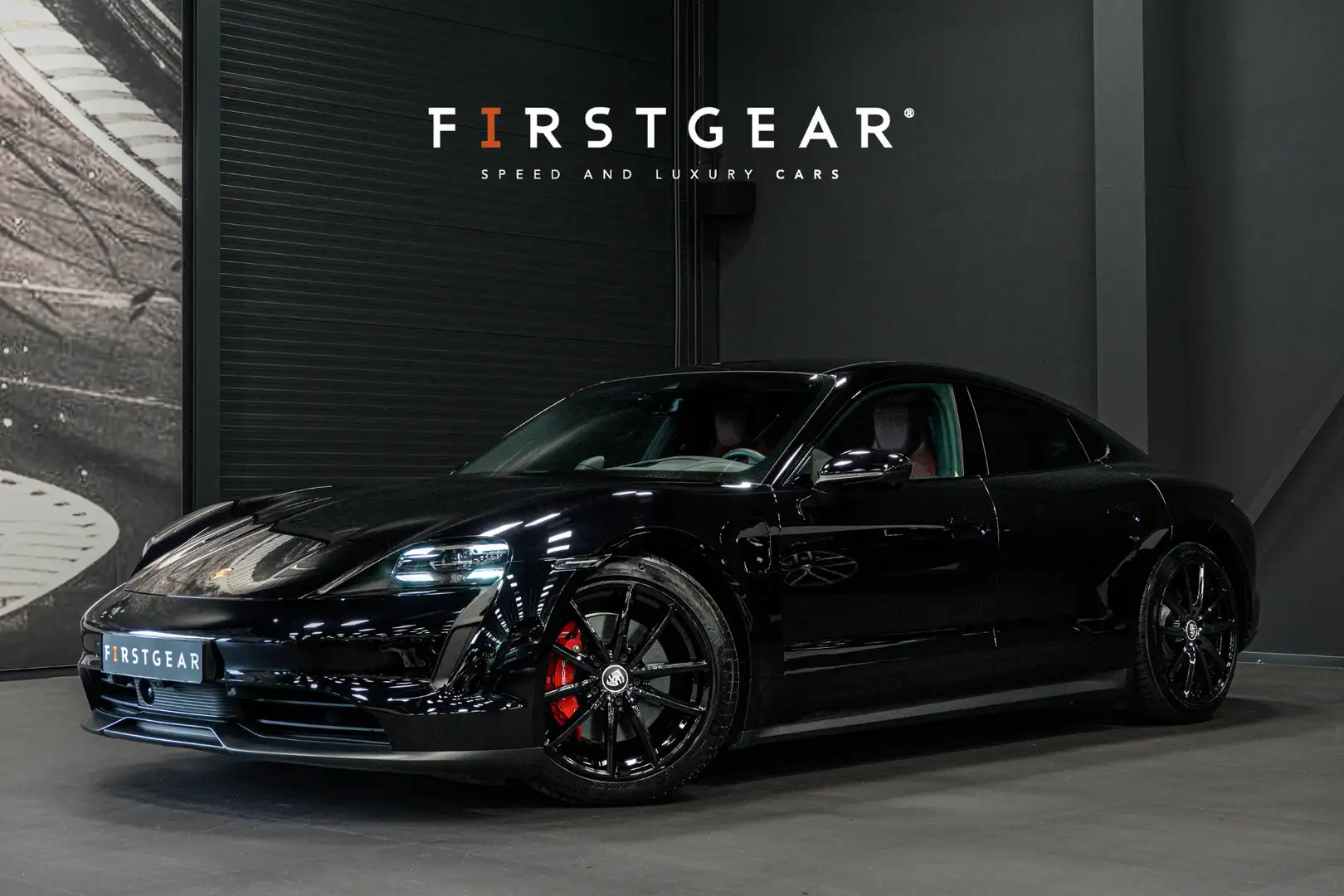 Porsche Taycan 4S Performance *Panorama / BOSE / ACC / Sport Chro Zwart - 1