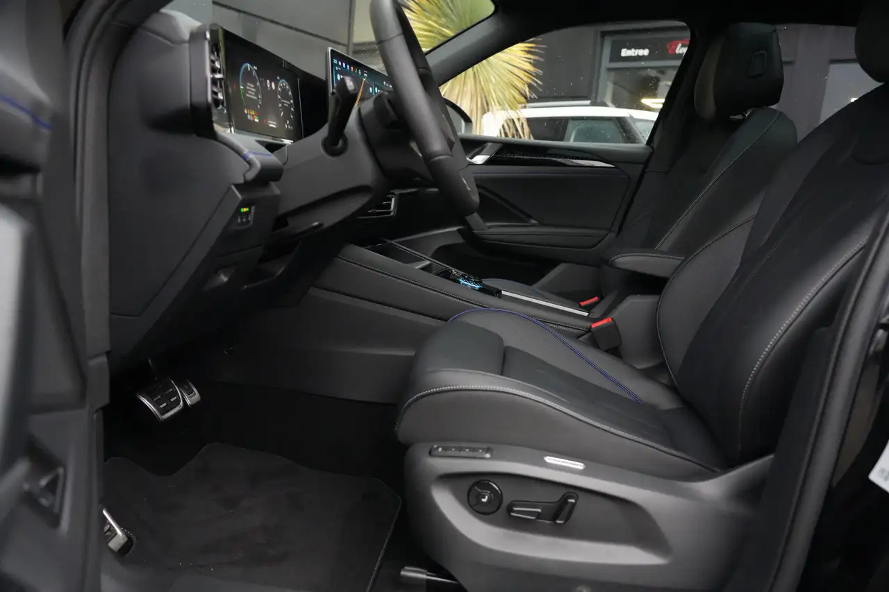 Volkswagen Tiguan 1.5 eHybrid R-Line 272PK Pano Trekhaak 360, миниатюра 10