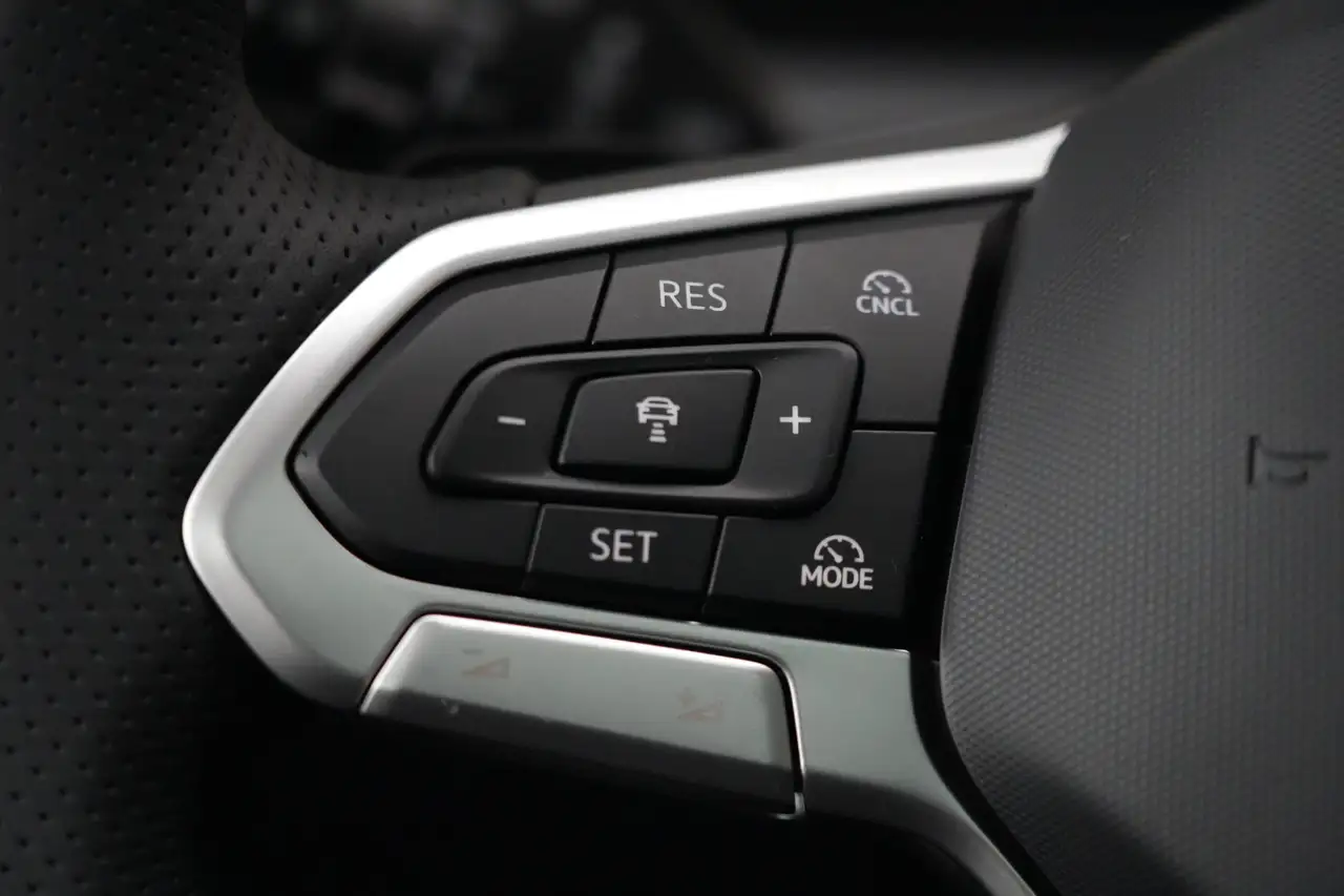 Volkswagen Tiguan 1.5 eHybrid R-Line 272PK Pano Trekhaak 360, миниатюра 23