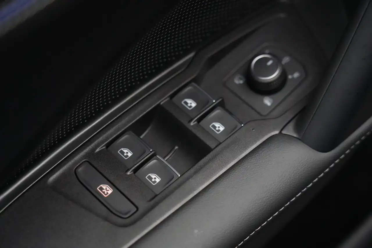 Volkswagen Tiguan 1.5 eHybrid R-Line 272PK Pano Trekhaak 360, миниатюра 28