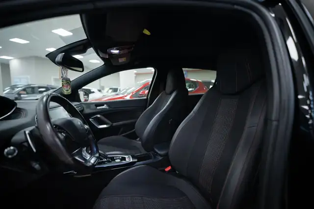 Peugeot 308 view 7
