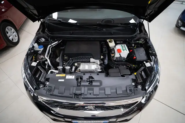 Peugeot 308 view 13